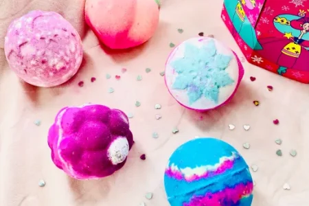 My 5 Favourite Bath Bombs From Lush Cosmetics