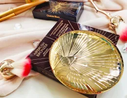 Airbrush Bronzer by Charlotte Tilbury