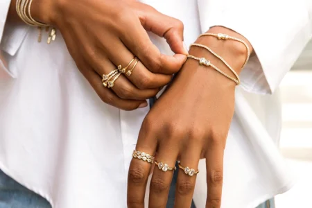 25 Trendy Drop Earrings for Everyday Glamour and Comfort in 2026