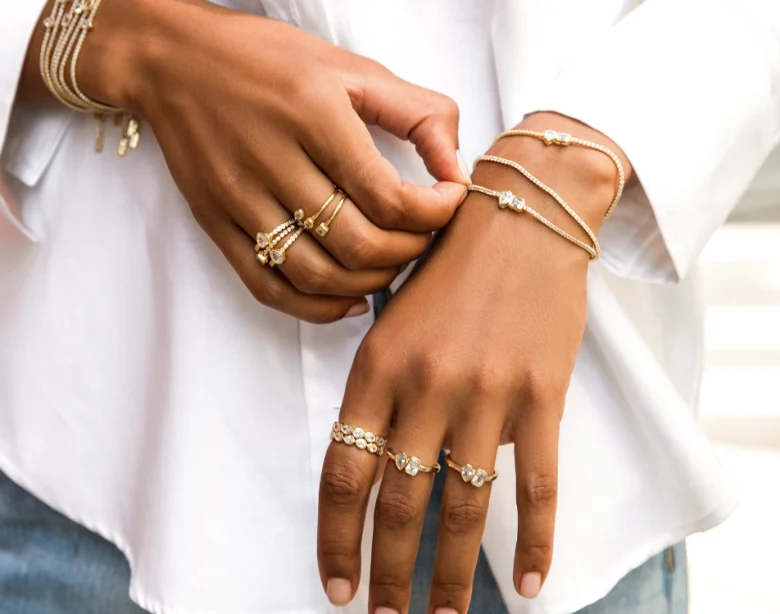 25 Trendy Drop Earrings for Everyday Glamour and Comfort in 2026 25 Trendy Drop Earrings for Everyday Glamour and Comfort in 2026