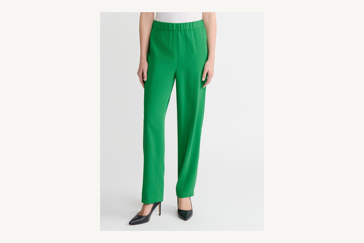 Misook Nora straight leg crepe de chine pant in clover field
