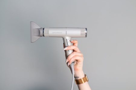 CNMSGM High Speed Ionic Blow Dryer Review: 160000 RPM Power with Negative Ions CNMSGM High Speed Ionic Blow Dryer Review: 160000 RPM Power with Negative Ions