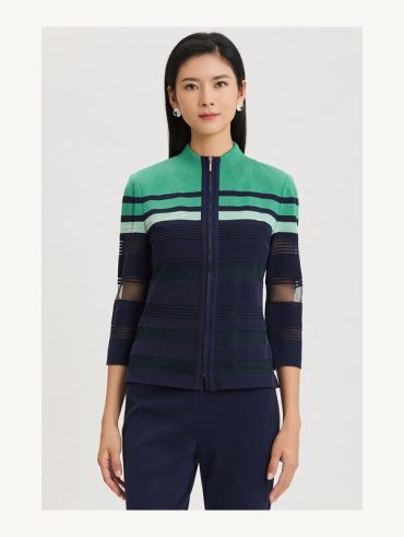 Ming Wang Knits for Travel: Polished Outfits That Do Not Collapse in a Suitcase Ming Wang Knits for Travel: Polished Outfits That Do Not Collapse in a Suitcase