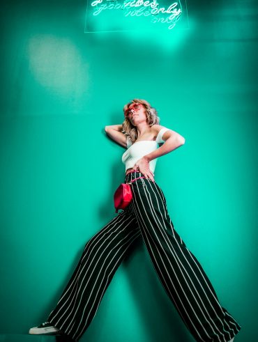 Summer Sandal Styling: How to Make Simple Shoes Look Polished Summer Sandal Styling: How to Make Simple Shoes Look Polished